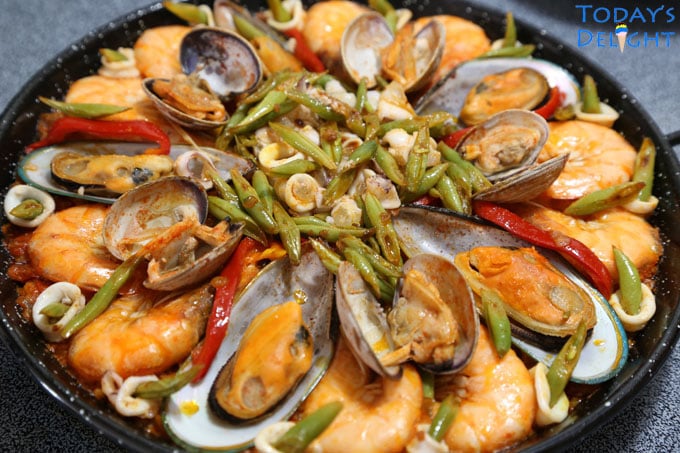seafood paella