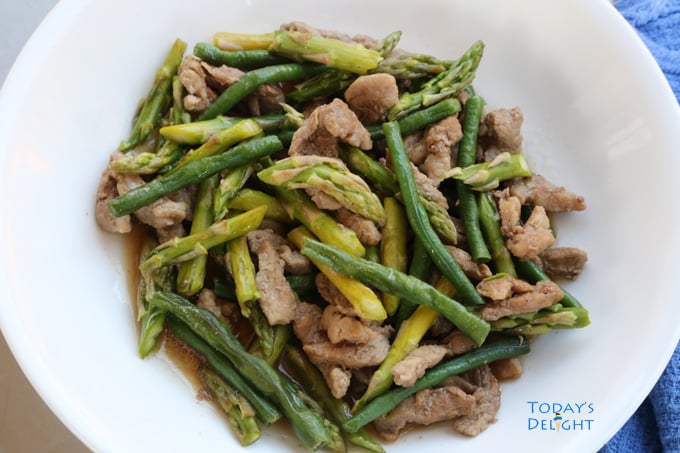 Chinese Stir Fried Green Beans with Pork and Asparagus
