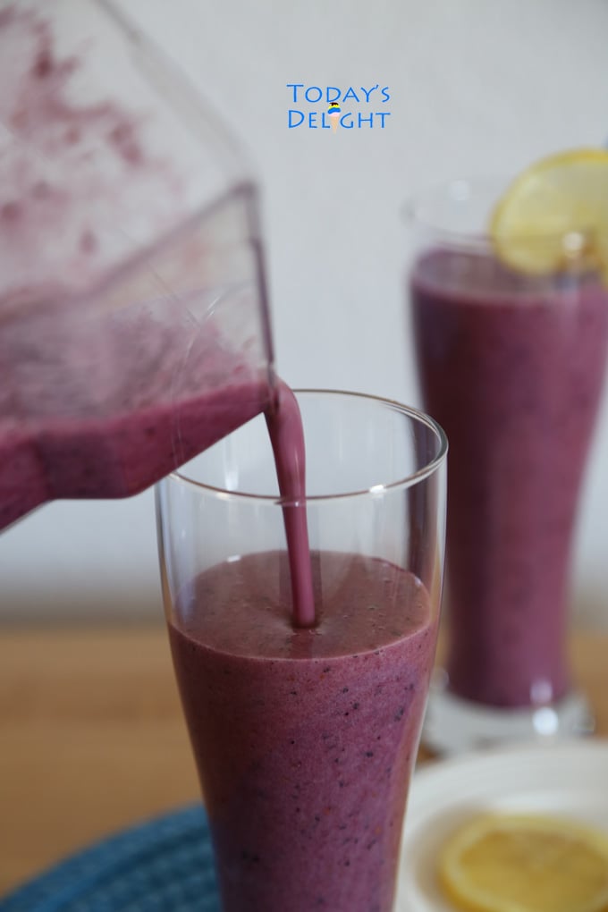 Blueberry Strawberry Blackberry Pineapple Ginger Smoothie
