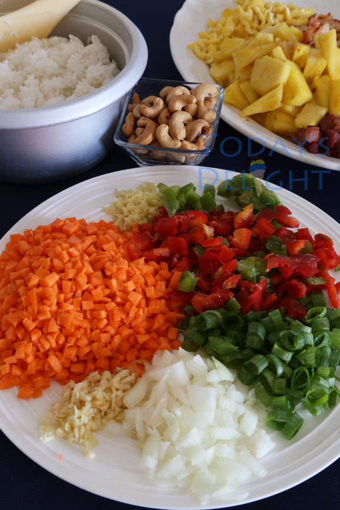 shrimp pineapple fried rice ingredients