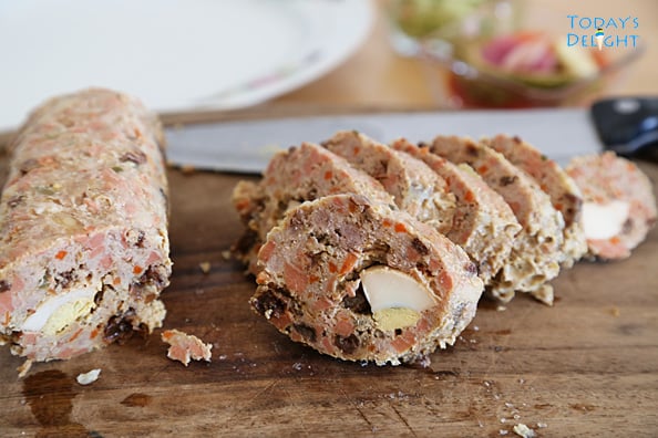 Sliced embutido a Filipino meatloaf