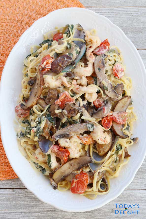 Shrimp Linguine with Spinach and Mussel a delicious pasta dish is Today's Delight