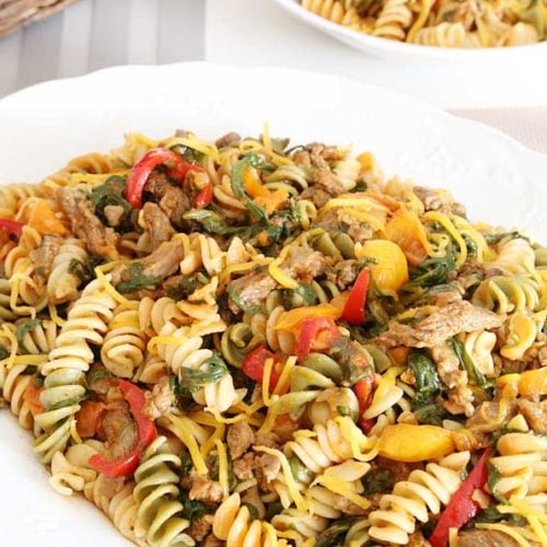 Rotini pasta with beef and vegetables