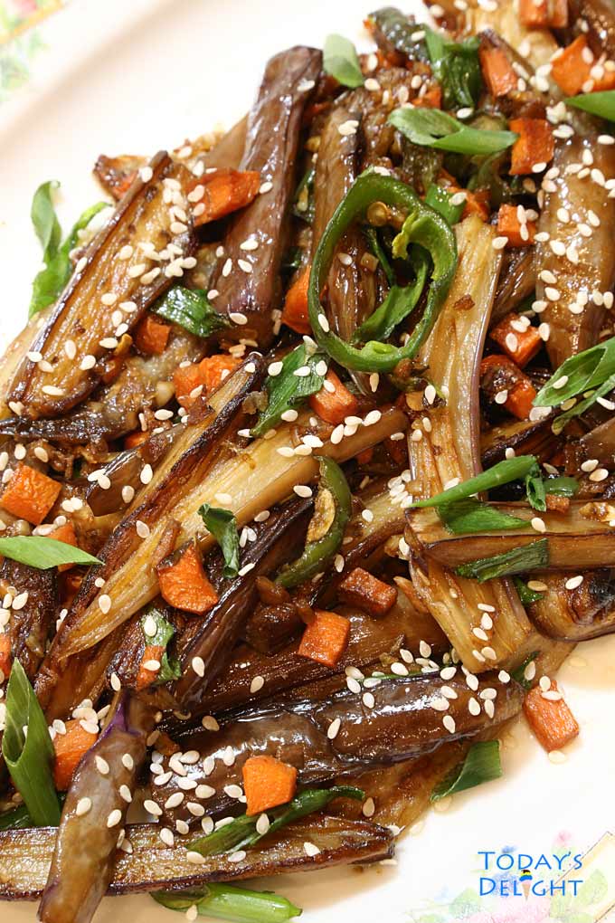 Stir-fry Bulgogi Eggplant is Today's Delight.