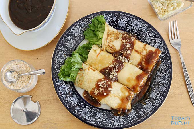 Lumpiang Sariwa (vegetables wrapped in crepe) - Filipino Lent Food Ideas.