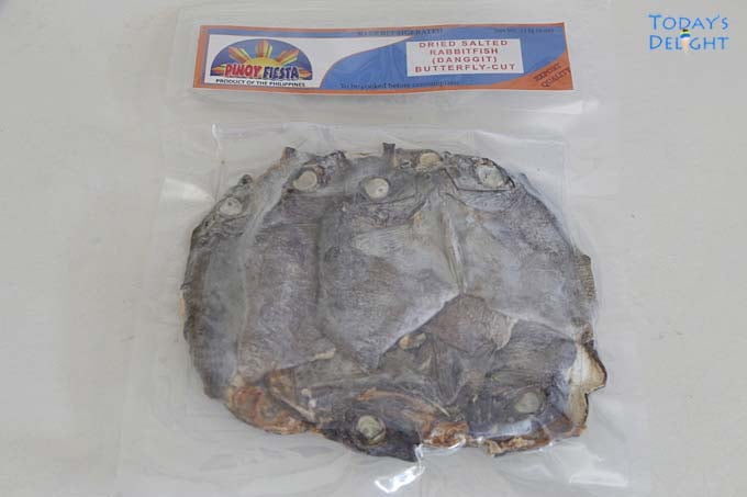 A package of dried danggit fish.