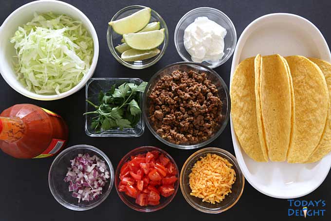 Ingredients to make tacos.