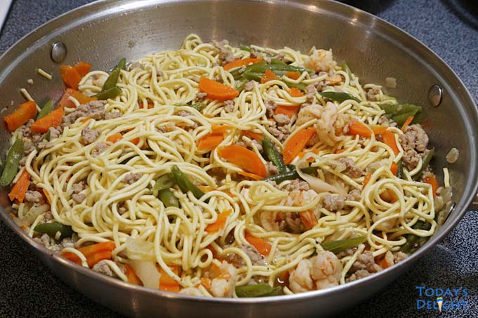 Pancit Canton recipe is easy to make.