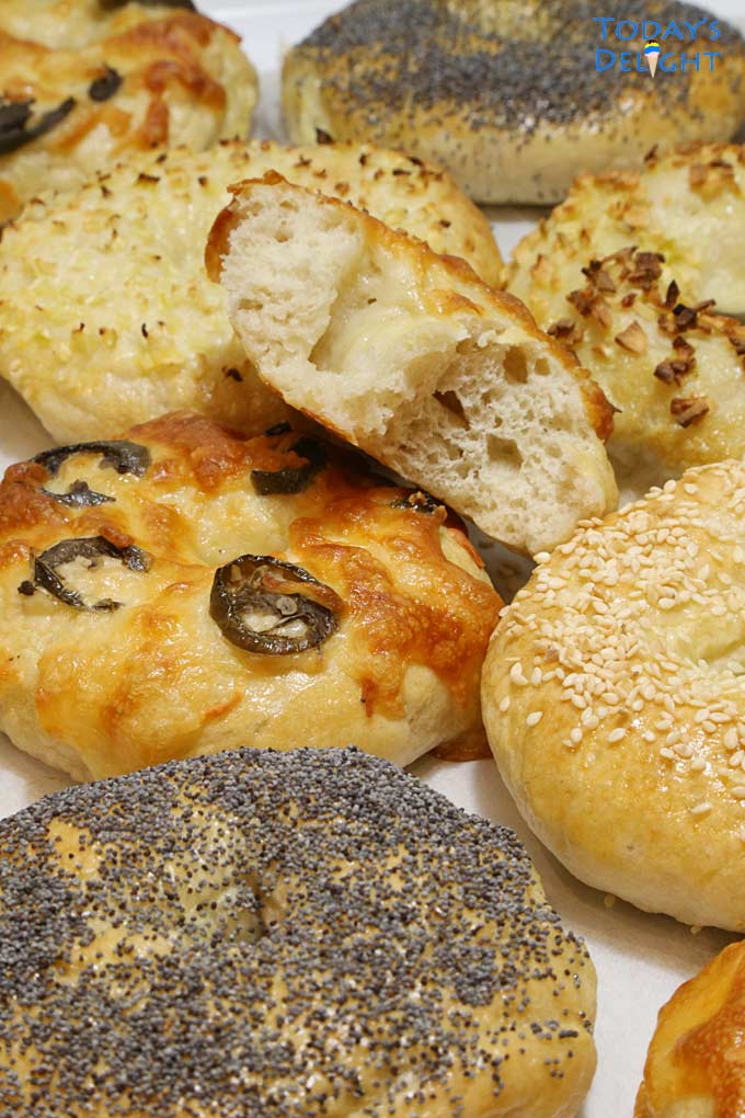 Chewy New York Style Bagel Recipe.
