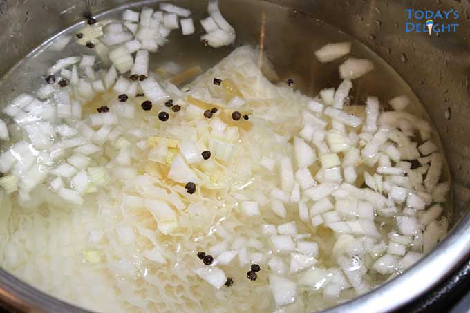 Tripe boiled the 2nd time with spices.