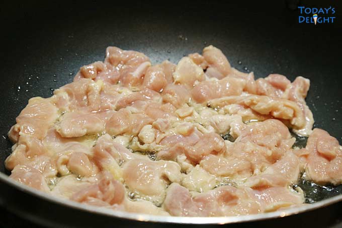 Chicken stir-fried.