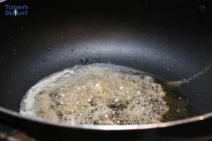 Garlic sauteed in butter and oil.