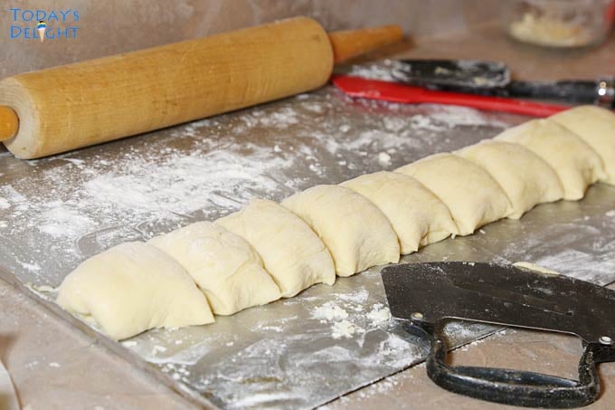 Dough cut to 9 pieces.