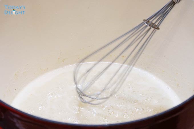 Melted butter and flour whisk together.